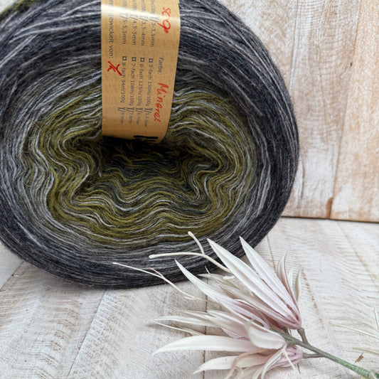 Maya Alpaca Gradient