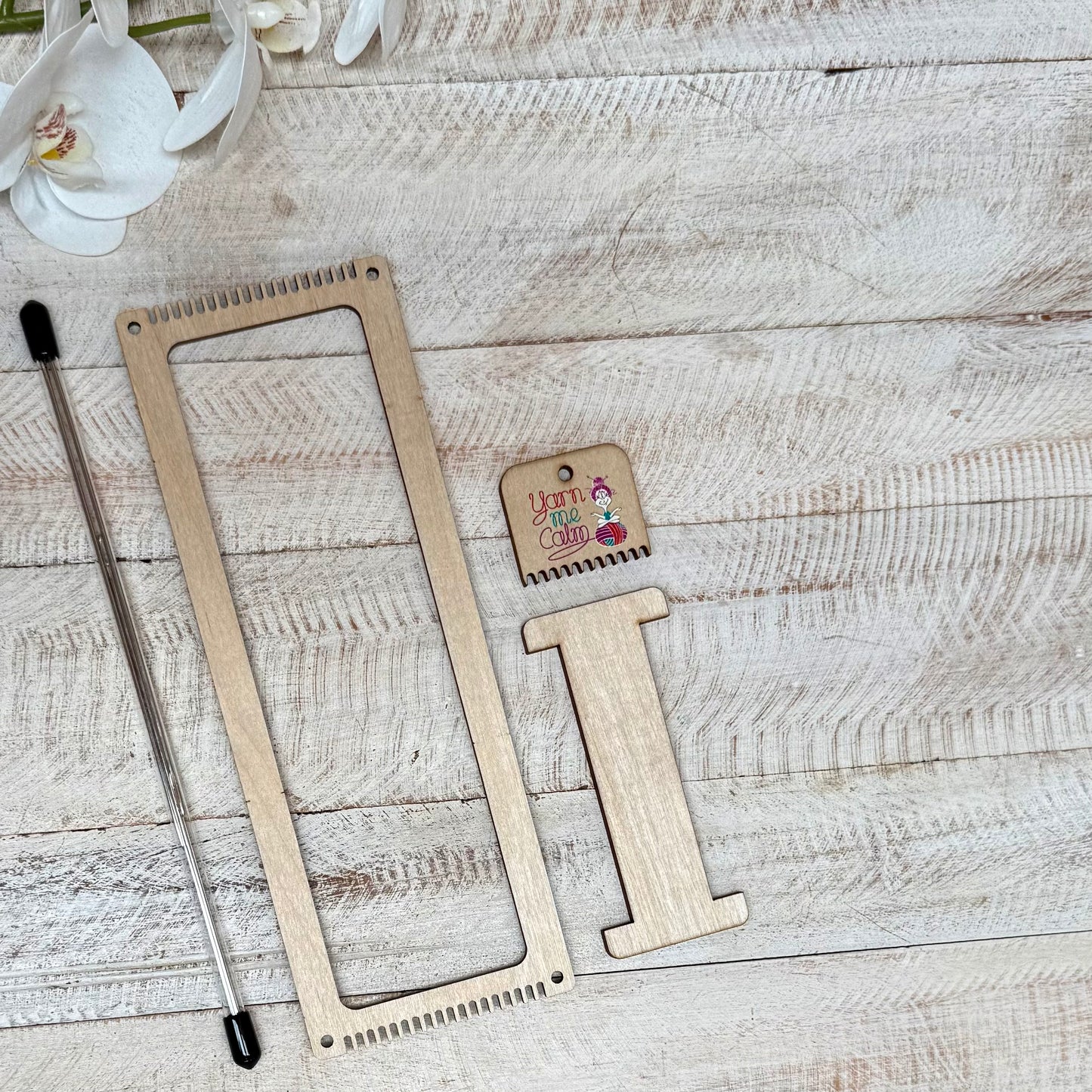 Bookmark weaving loom
