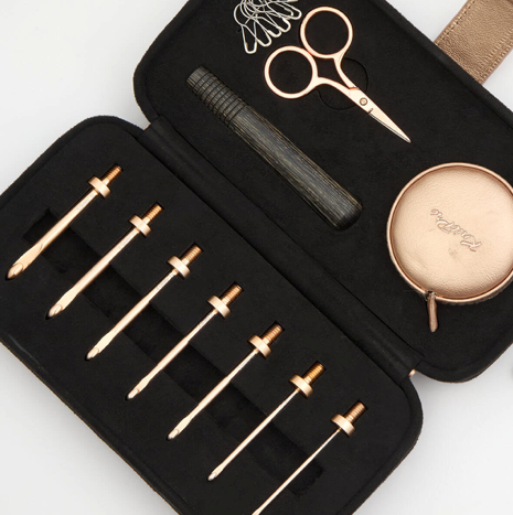 OASIS INTERCHANGEABLE CROCHET HOOK STARTER SET