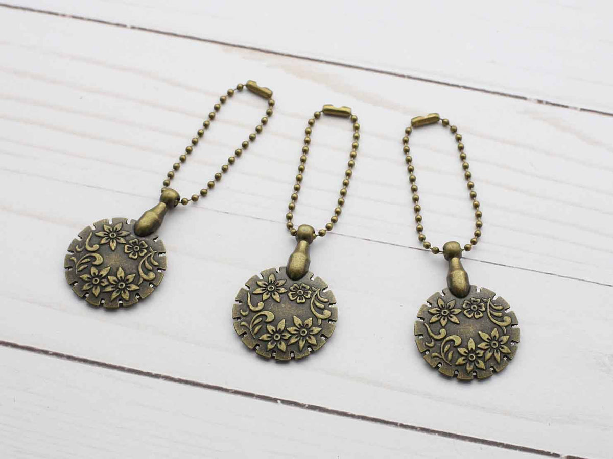 Yarn Cutter Pendant