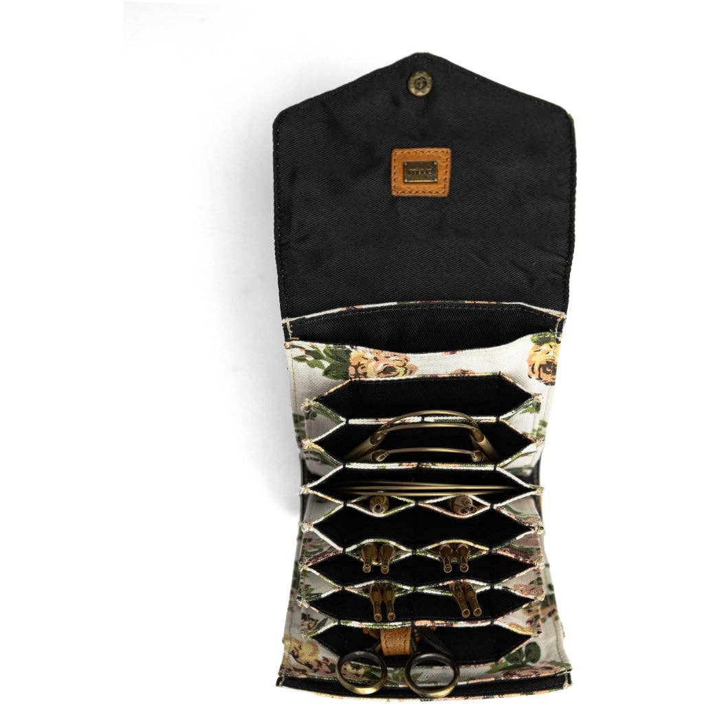 muud Betina Needle Case