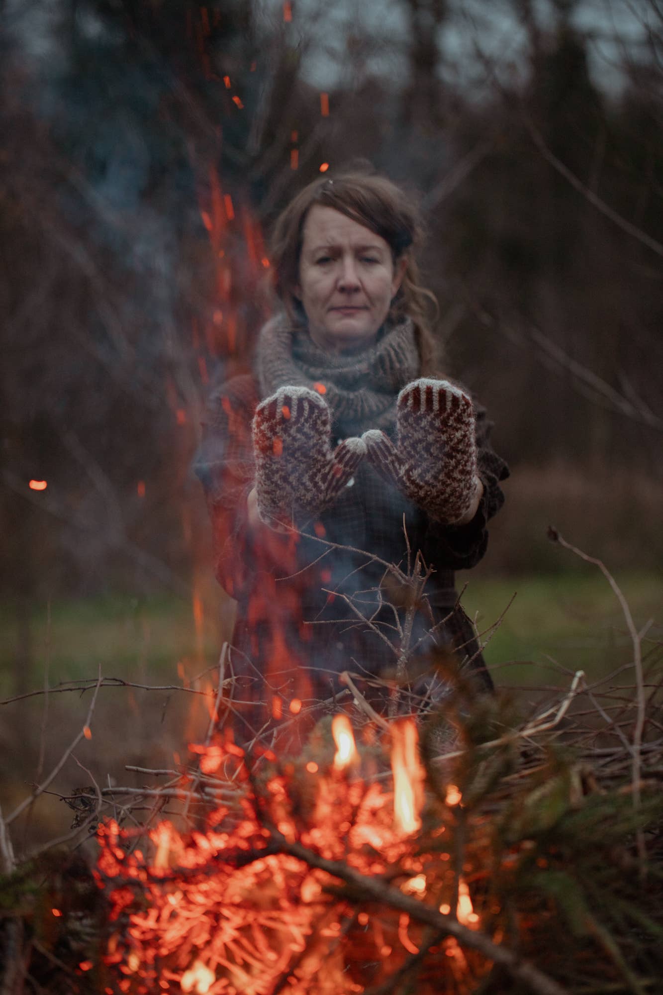The Island and the Forest: A Knitted Correspondence